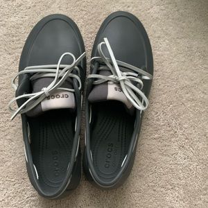 Men’s Size 10 Crocs Classic Boat Shoes. Discontinued Item.